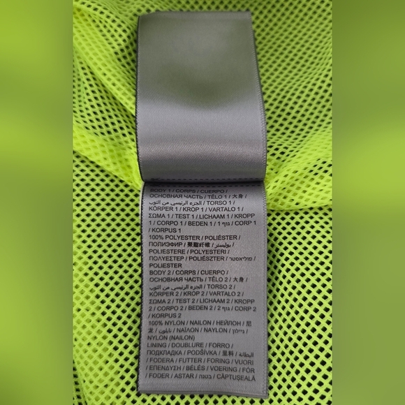 SUPERDRY JAPAN EDITION CAGOULE WINDBREAKER. - Picture 9 of 9